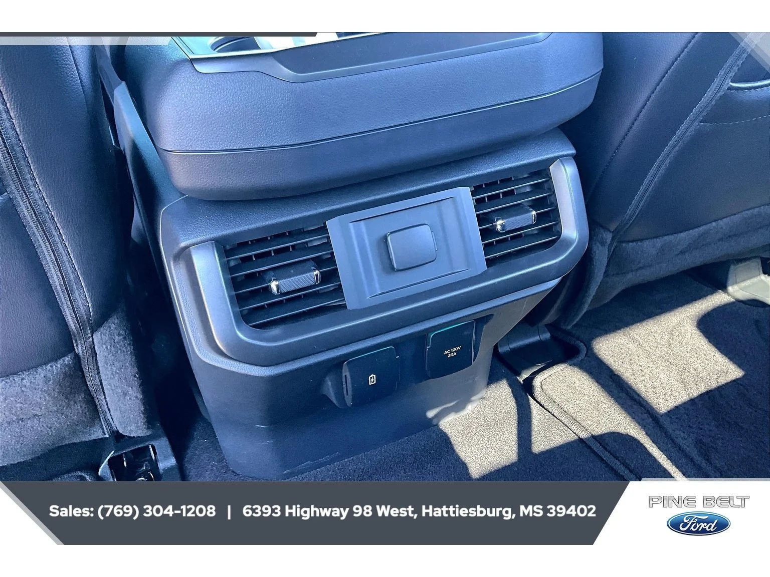 Used 2025 Agate Black Metallic Ford Tremor image 25