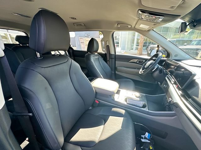 New 2026 Aurora Black Pearl Kia LXS image 30