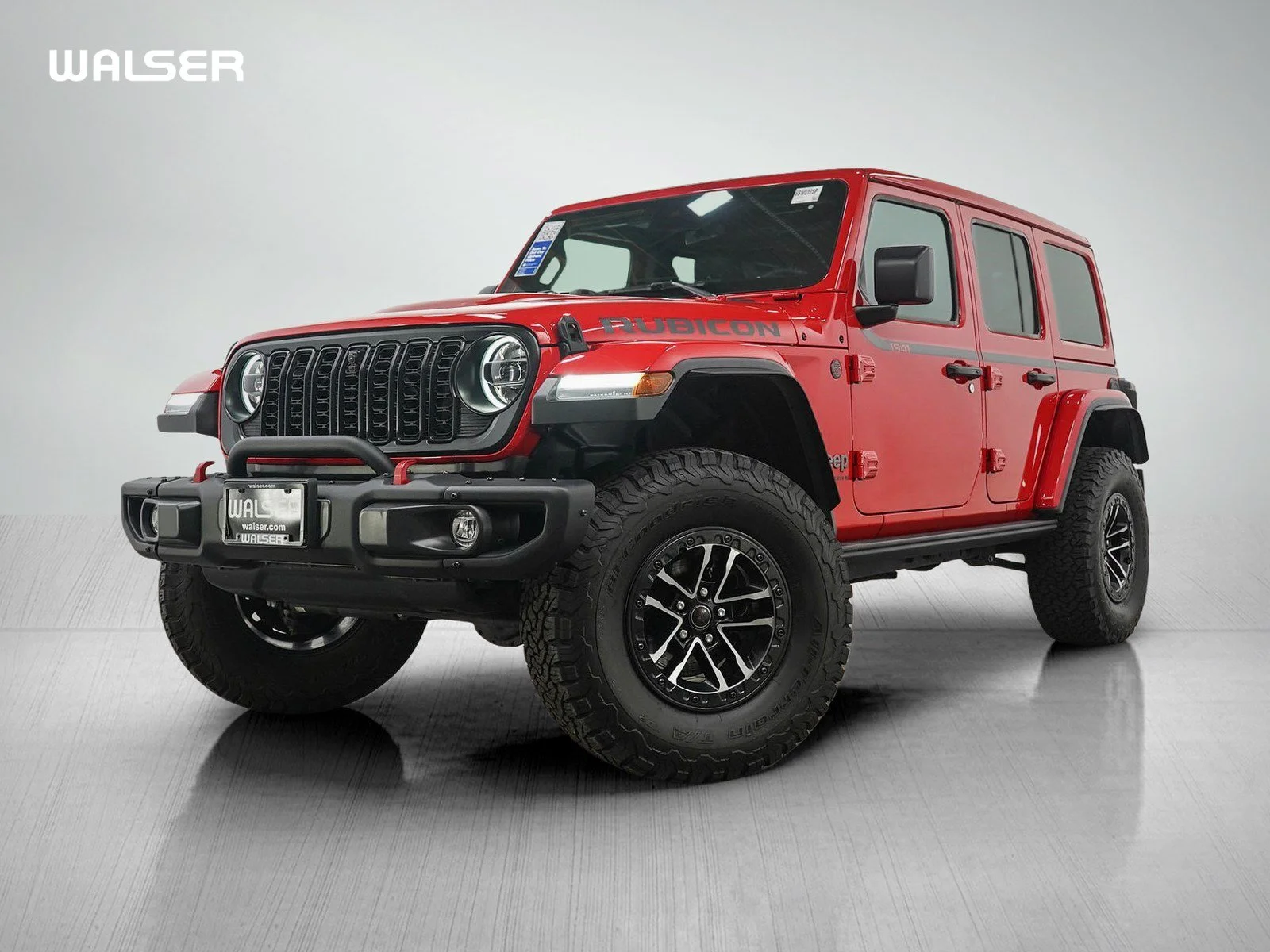 Used 2025 Firecracker Red Clearcoat Jeep Rubicon image 1