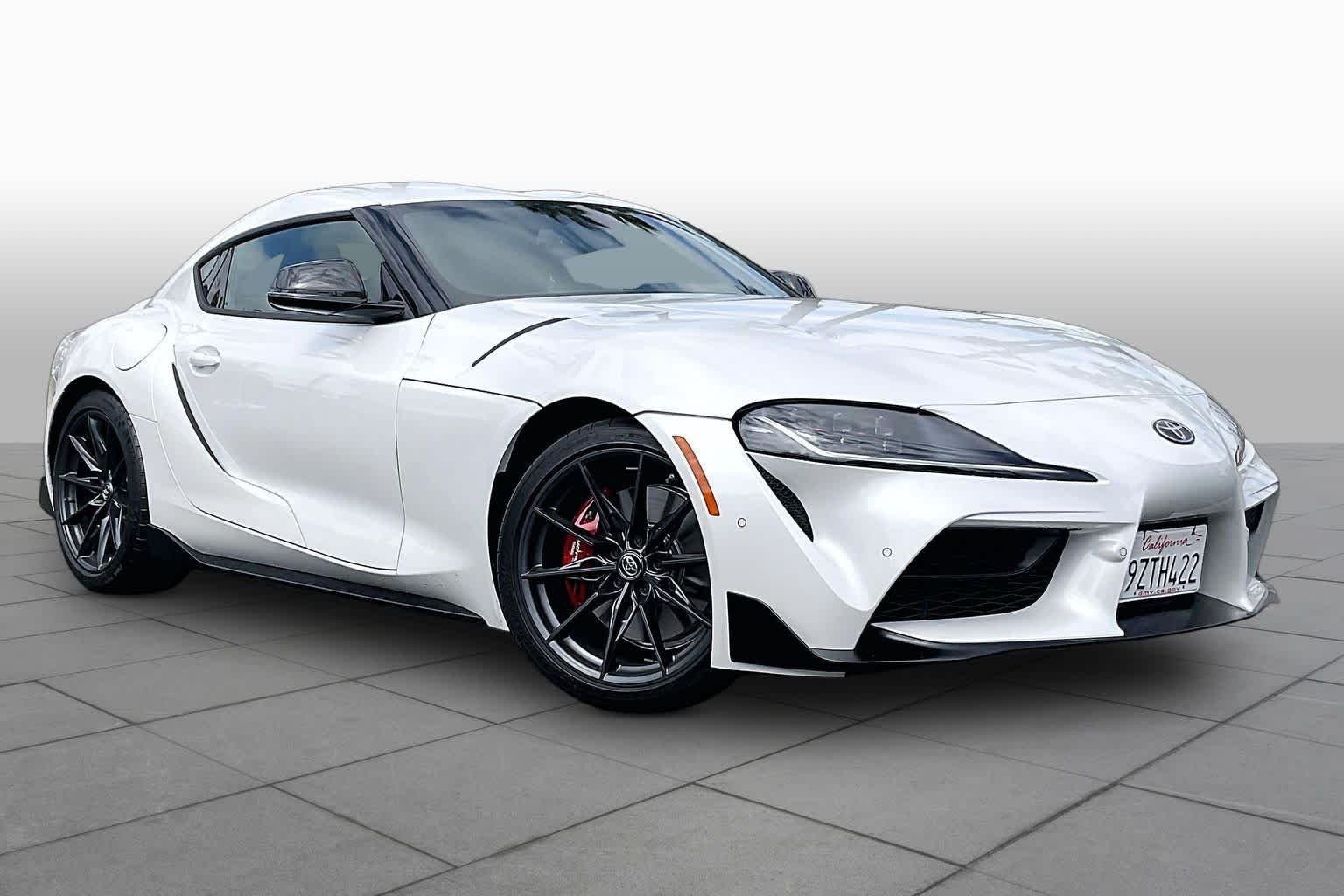 Certified Used 2026 Absolute Zero Toyota 3.0 Premium image 2
