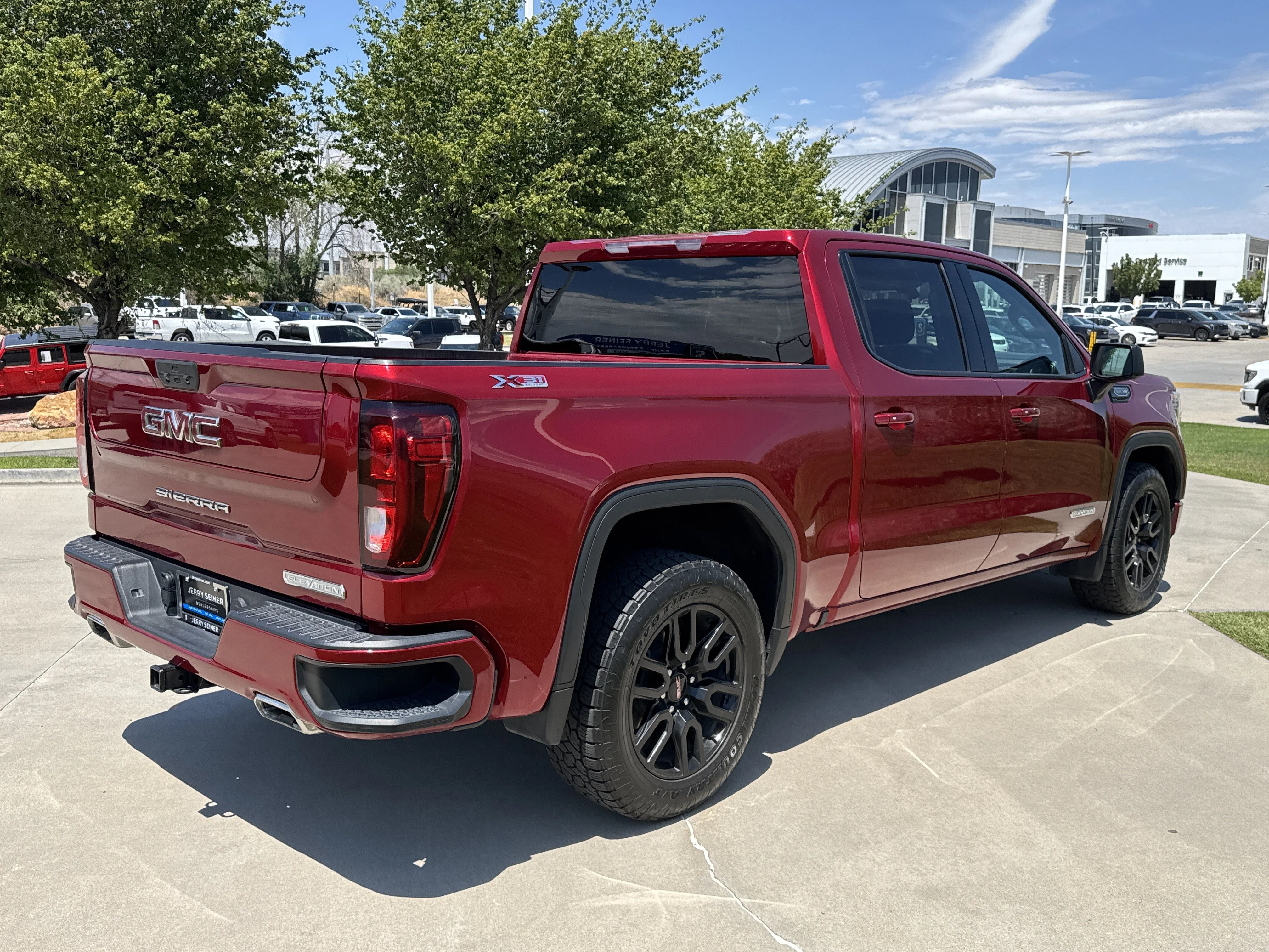 Used 2021 Cayenne Red Tintcoat GMC Elevation image 6