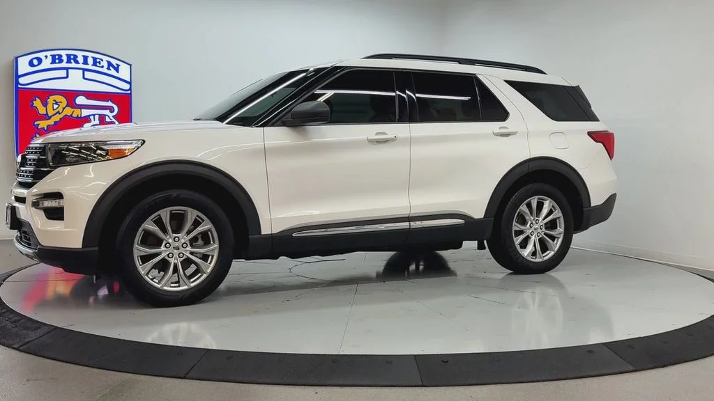 Used 2020 White Metallic Ford XLT image 8