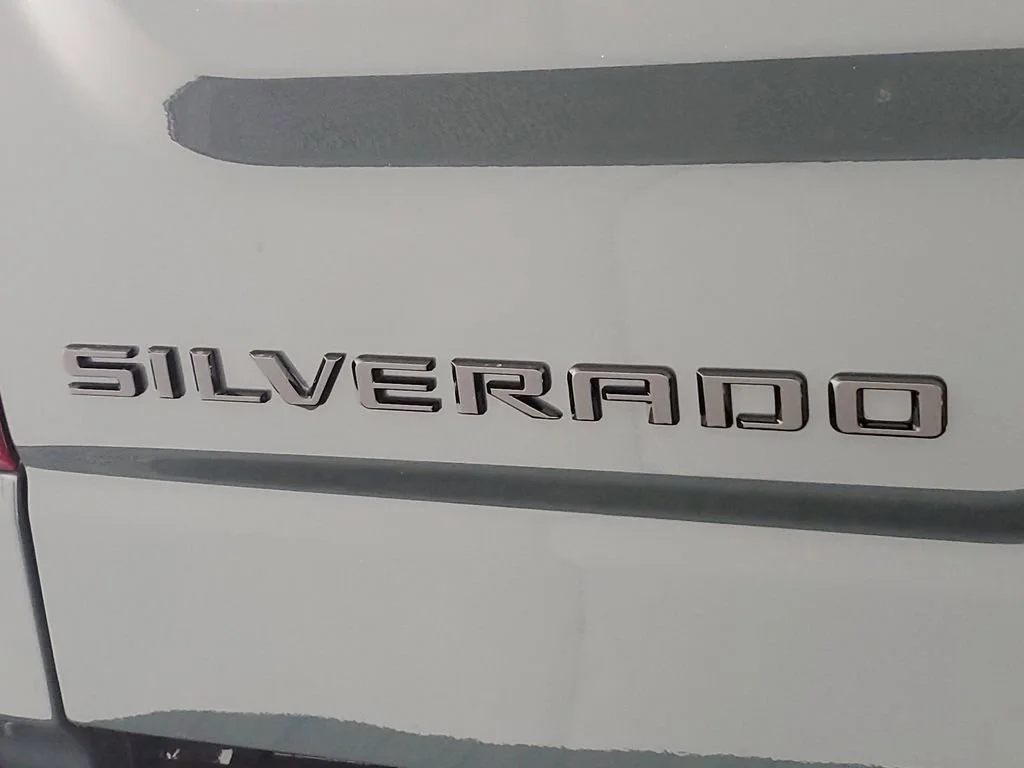 2026 Chevrolet Silverado 1500 ZR2 - Photo 33