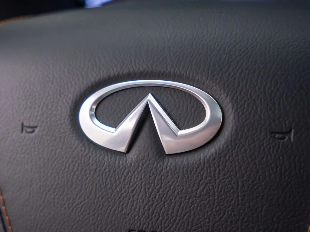 Used 2022 Gray INFINITI Sensory image 33