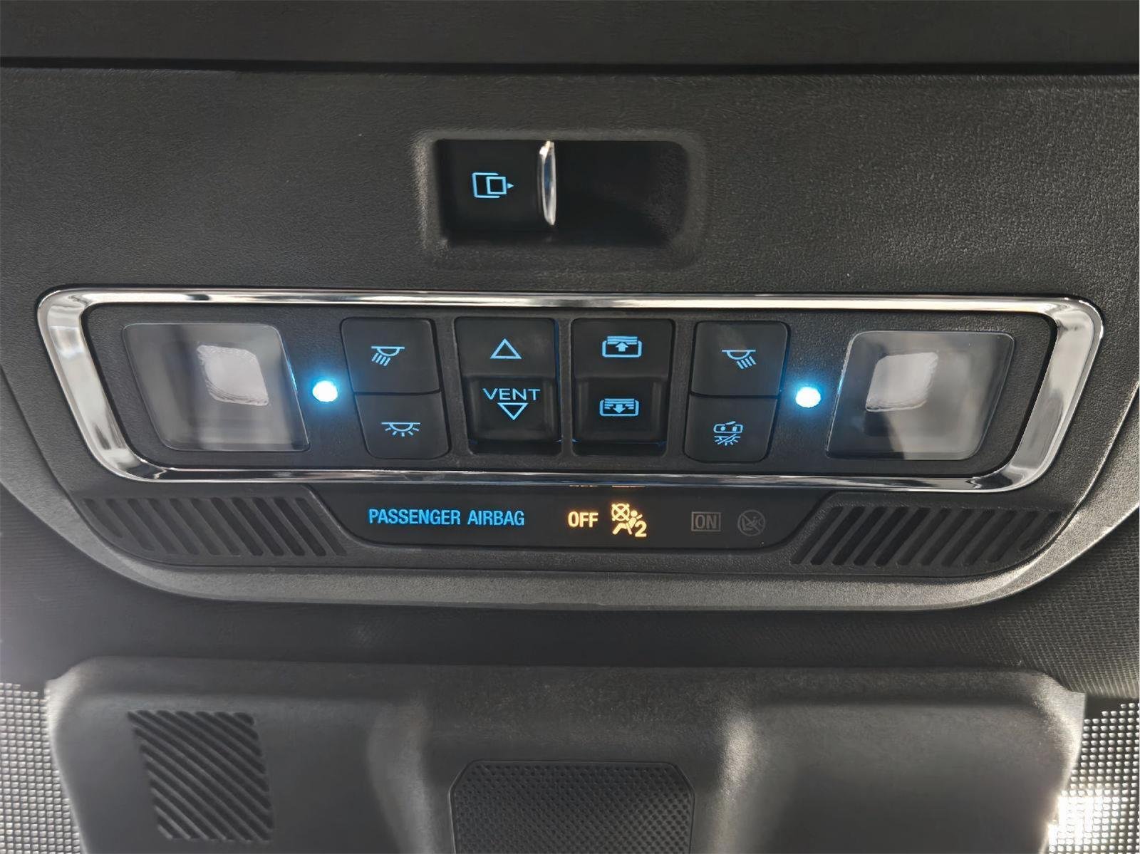 Used 2023 Iconic Silver Ford Raptor image 28