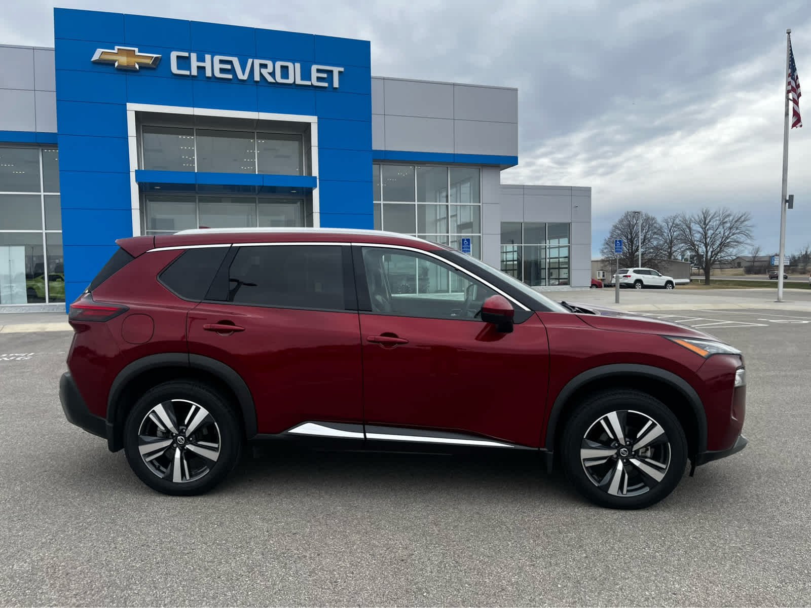 Used 2021 Nissan Rogue SL with VIN 5N1AT3CB9MC674108 for sale in Spring Valley, Minnesota