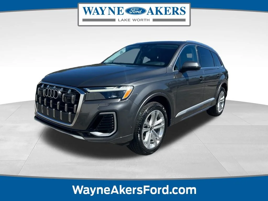 2025 Audi Q7 55 Premium Plus quattro Tiptronic's photo