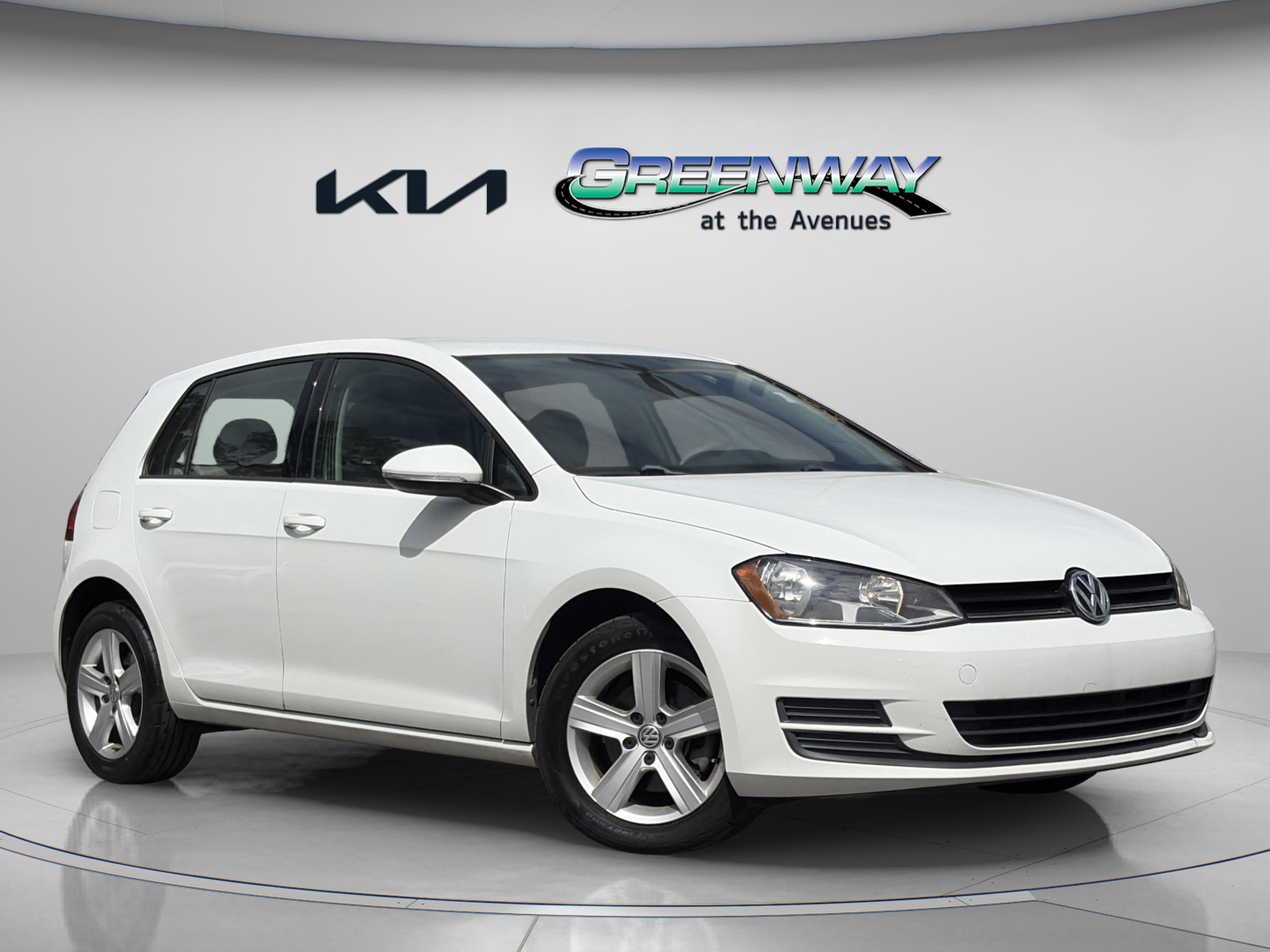 2015 Volkswagen Golf TDI S