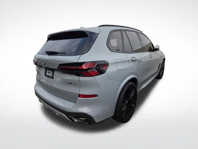 Used 2025 Gray BMW xDrive40i image 7
