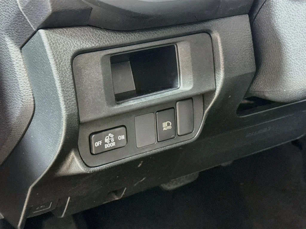 Certified Used 2019 Midnight Black Metallic Toyota SR image 10