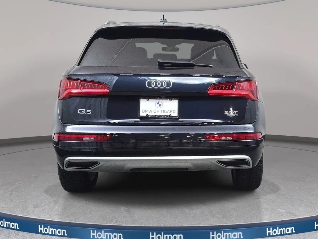 Used 2018 Moonlight Blue Metallic Audi 2.0T Premium image 7