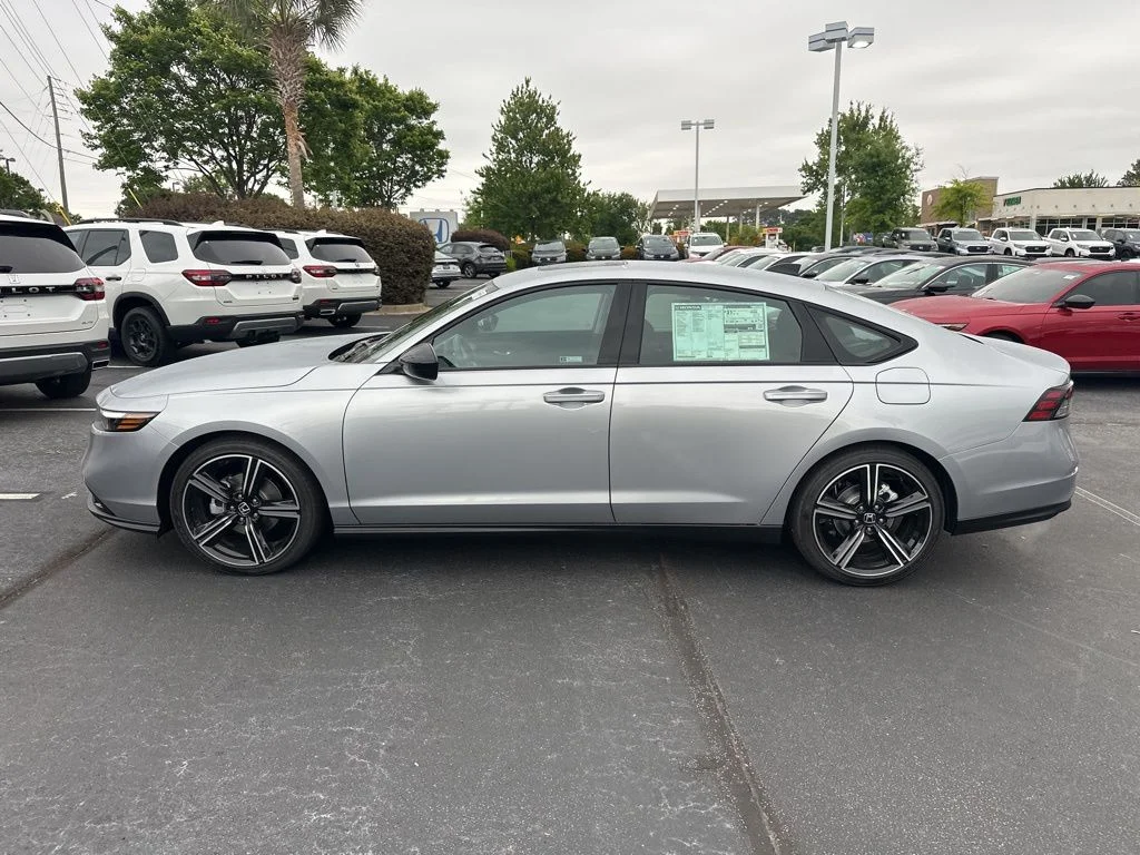 New 2026 Solar Silver Metallic Honda SE image 6