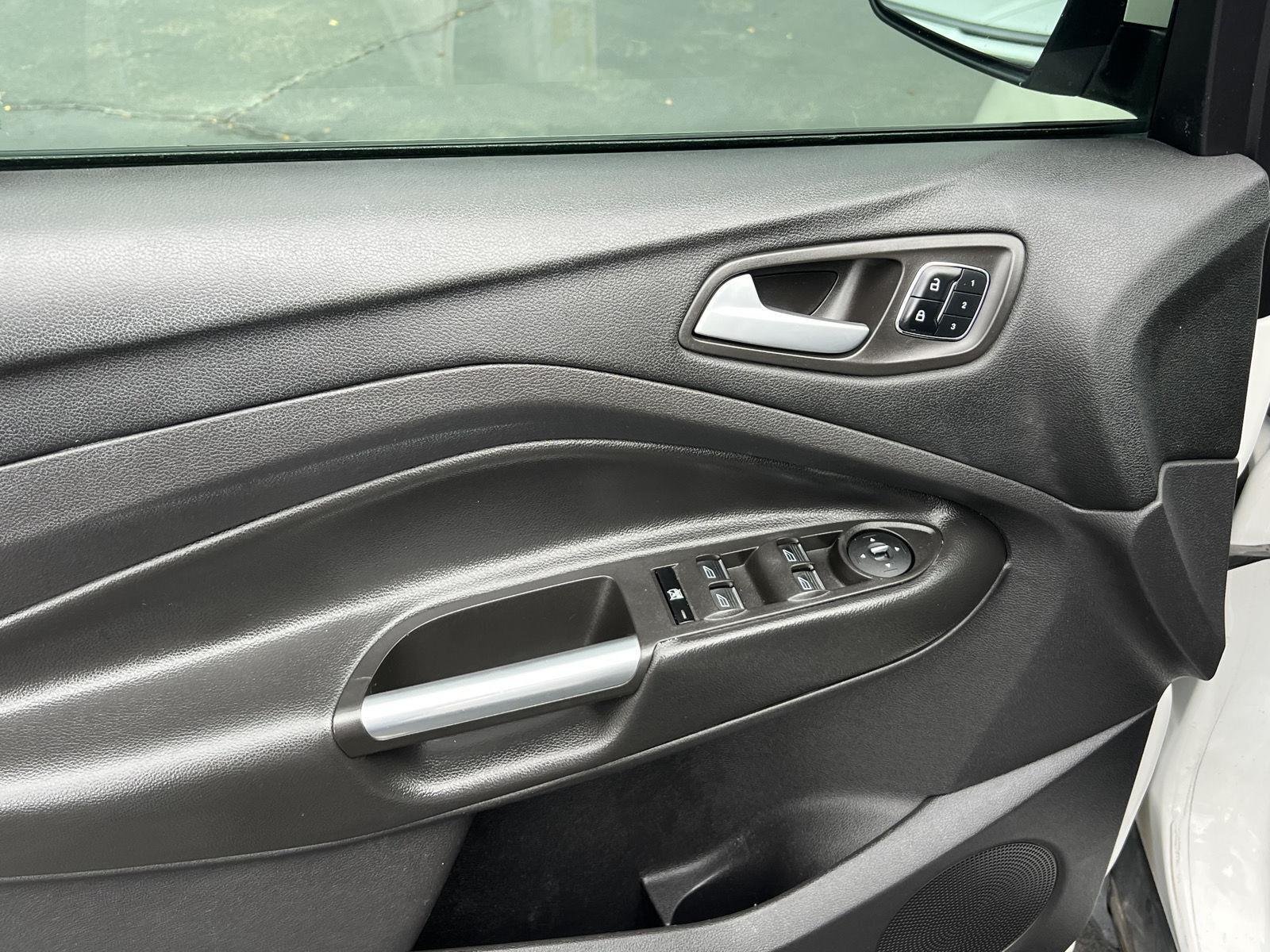 2014 Ford Escape Titanium - Photo 27