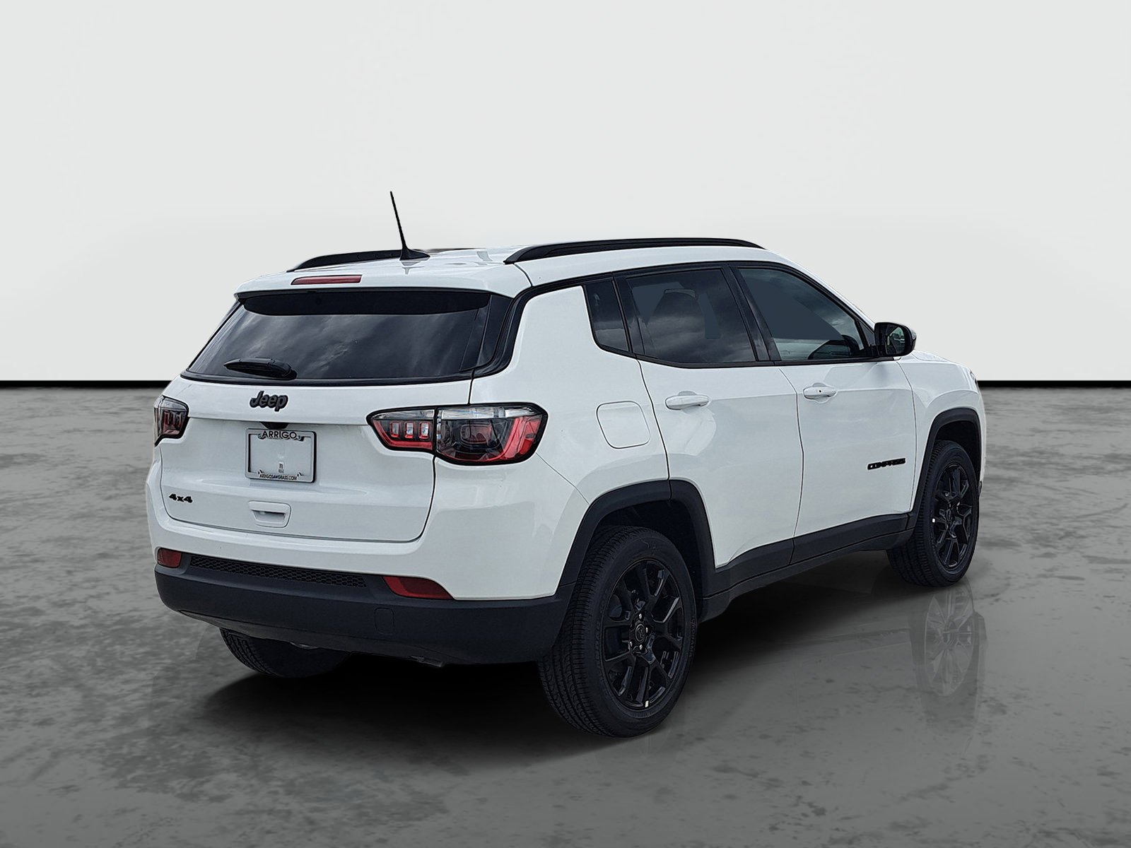 New 2026 Bright White Clearcoat Jeep Latitude Altitude image 1