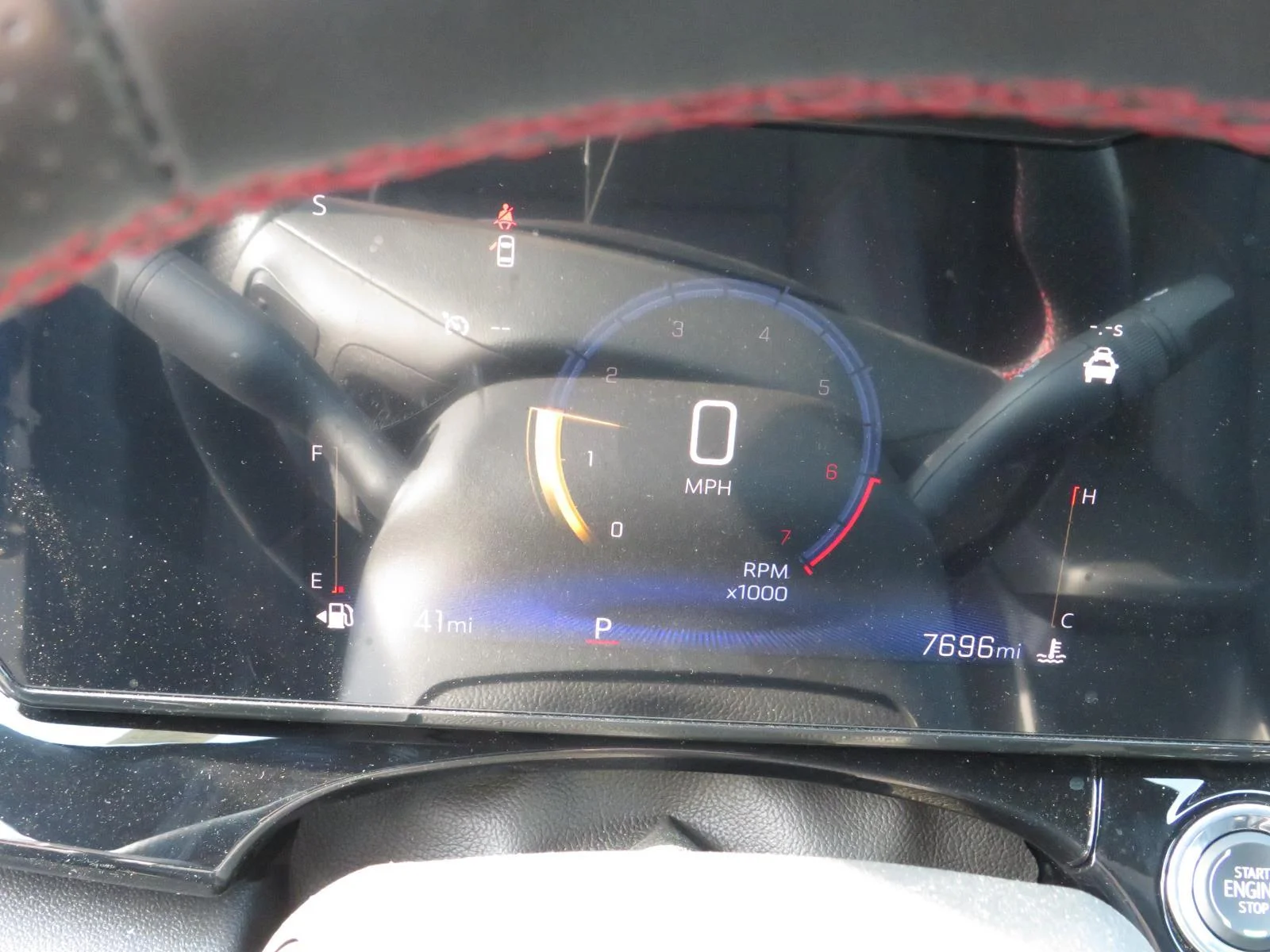 Used 2025 Summit White Chevrolet 2RS image 16