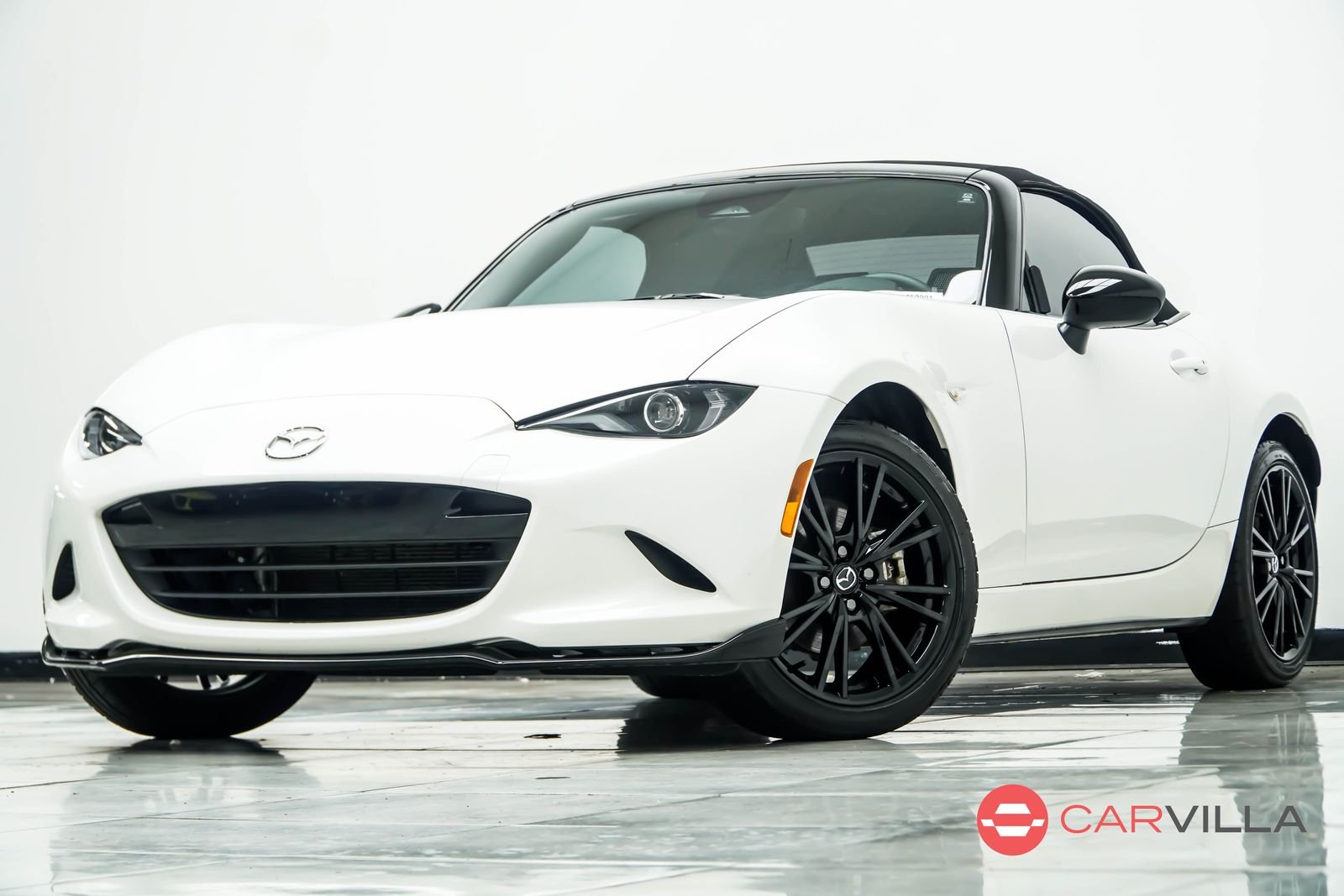 Used 2025 White Mazda Club image 2