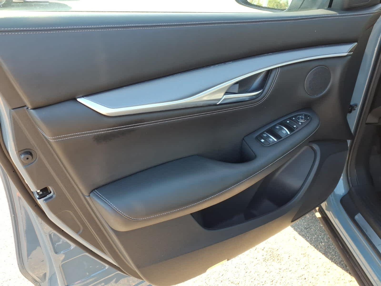 Used 2023 Slate Gray INFINITI LUXE image 10