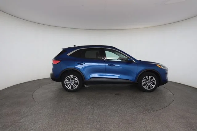 Used 2022 Blue Ford SEL image 23
