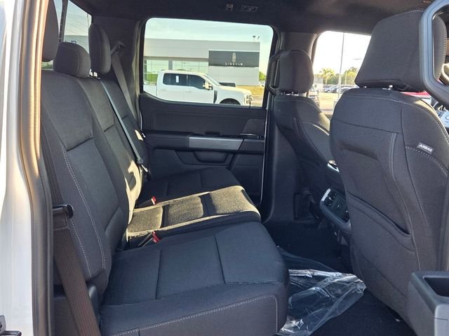 New 2026 Oxford White Ford XLT image 44