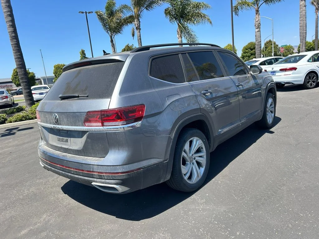 Used 2021 Gray Volkswagen 3.6L V6 SE w/Technology image 6