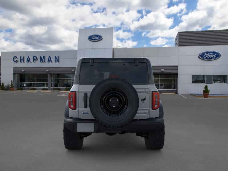 New 2026 Avalanche Gray Ford Badlands® image 5