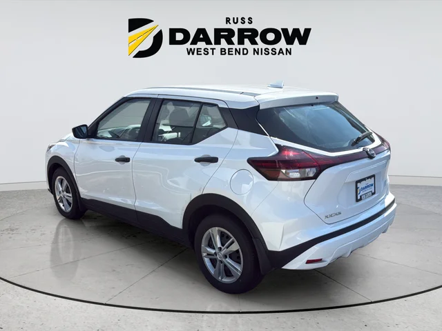 Certified Used 2025 White Nissan S image 3