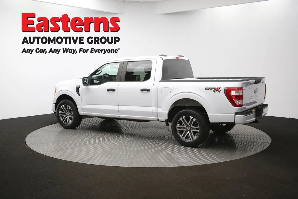 Used 2021 White Ford XL image 63