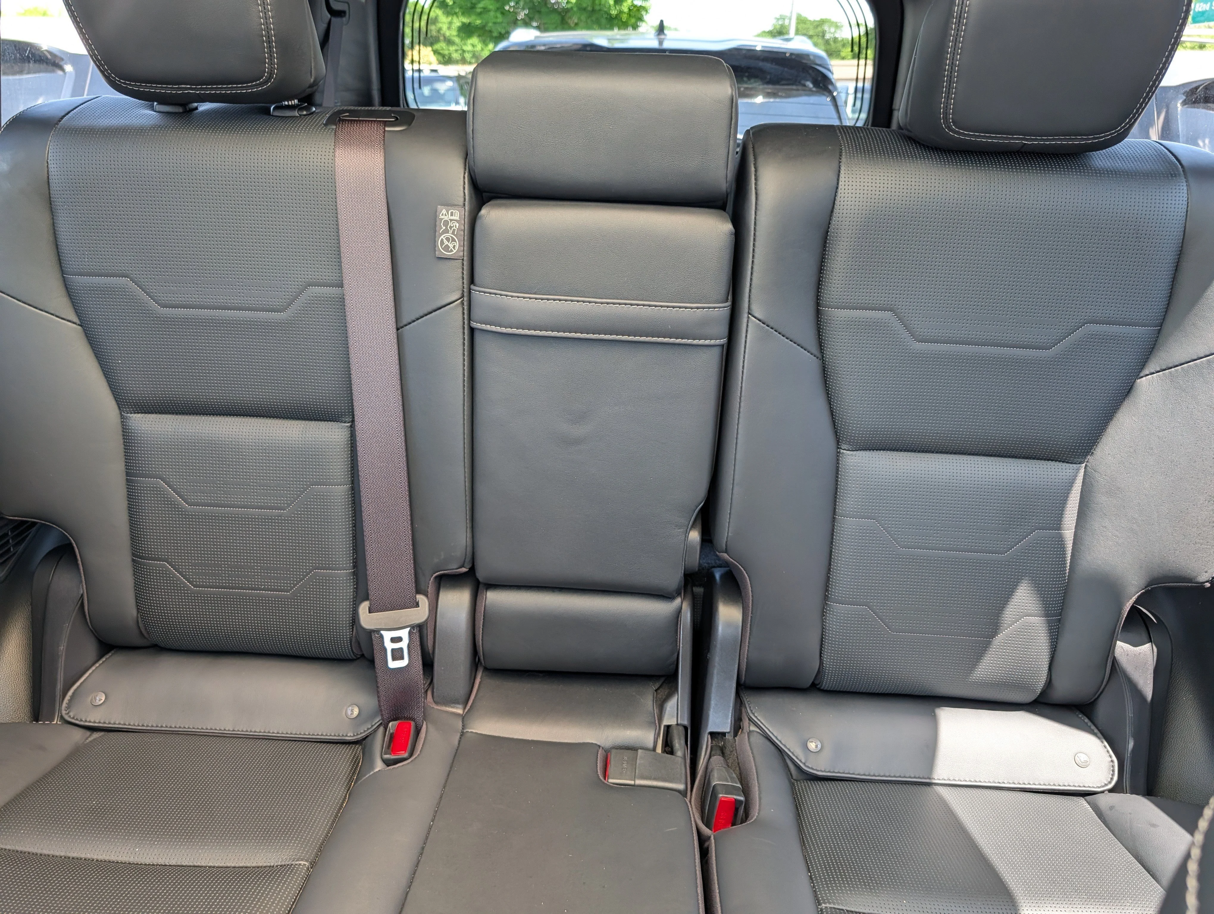 Used 2024 Nebula Gray Pearl Lexus GX 550 Luxury+ image 13