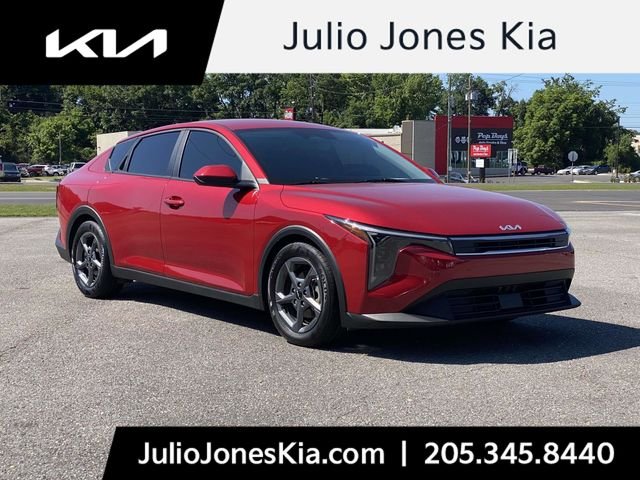 2025 Kia K4 LXS AT's photo