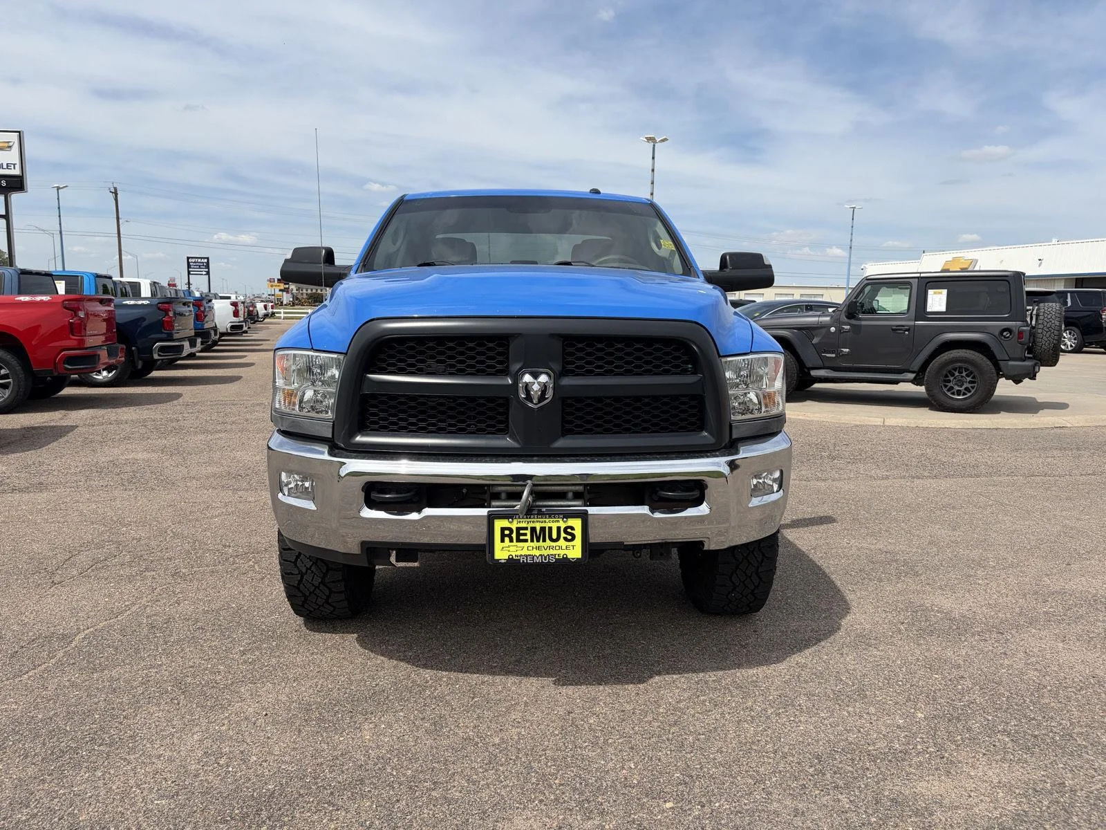 Used 2018  Ram Tradesman image 2
