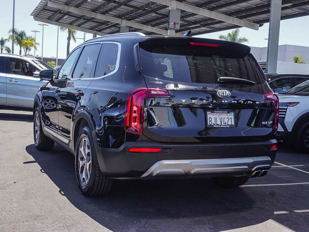 Used 2020 Black Kia EX image 5