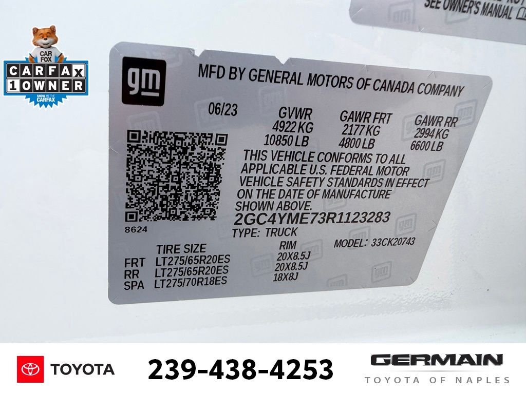 Used 2024 White Chevrolet Custom image 9