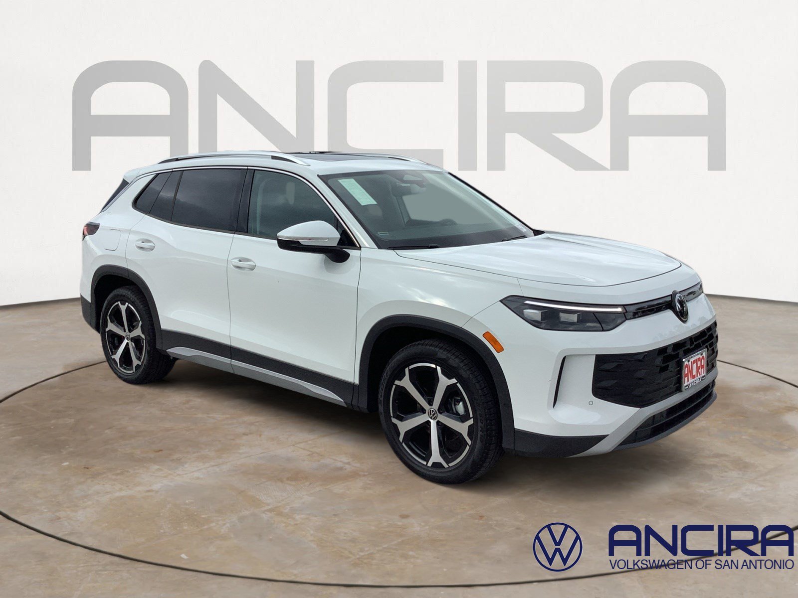 New 2026 PURE WHITE Volkswagen SE image 1