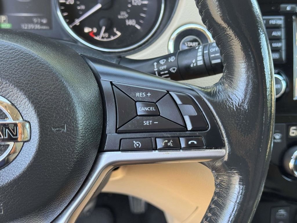 Used 2017 White Nissan SL image 14