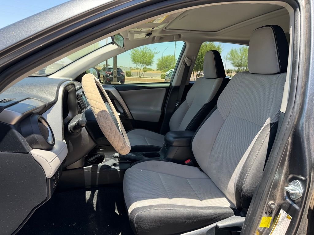 Used 2017 Gray Toyota XLE image 16