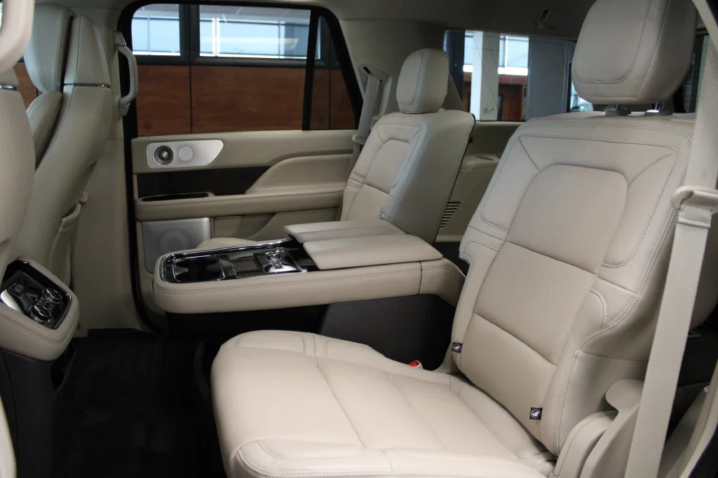 Used 2021 Black Lincoln Reserve image 44