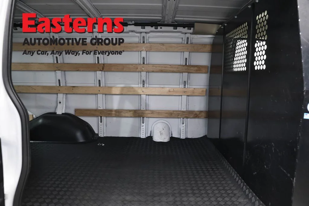 Used 2024 White GMC Work Van image 19