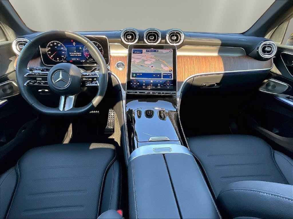 Used 2026 Graphite Mercedes-Benz GLC 300 image 9
