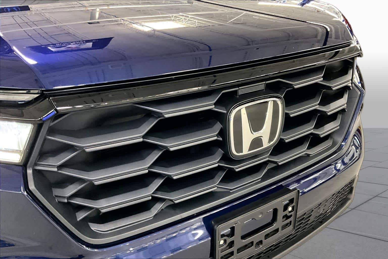 Used 2025 Obsidian Blue Pearl Honda Sport image 29