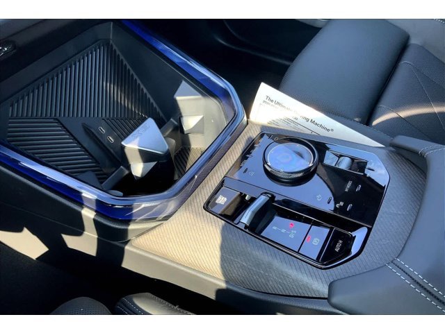 New 2026 Black Sapphire Metallic BMW 30 xDrive image 7