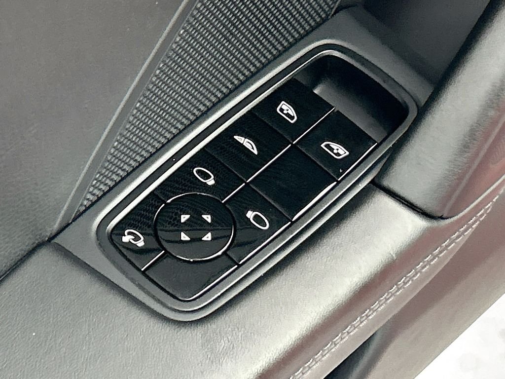 Used 2021 Lava Orange Porsche Carrera image 29