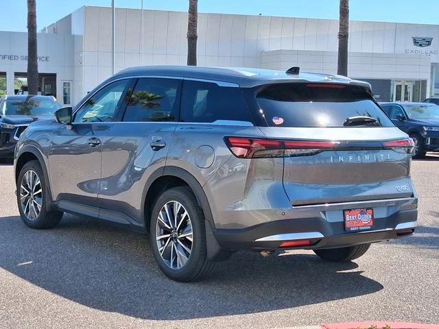 New 2027 GRAPHITE SHADOW INFINITI Luxe FWD image 4