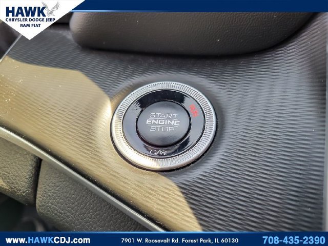 Used 2025 White Jeep Laredo image 17