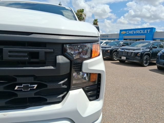 New 2026 Summit White Chevrolet Custom image 3
