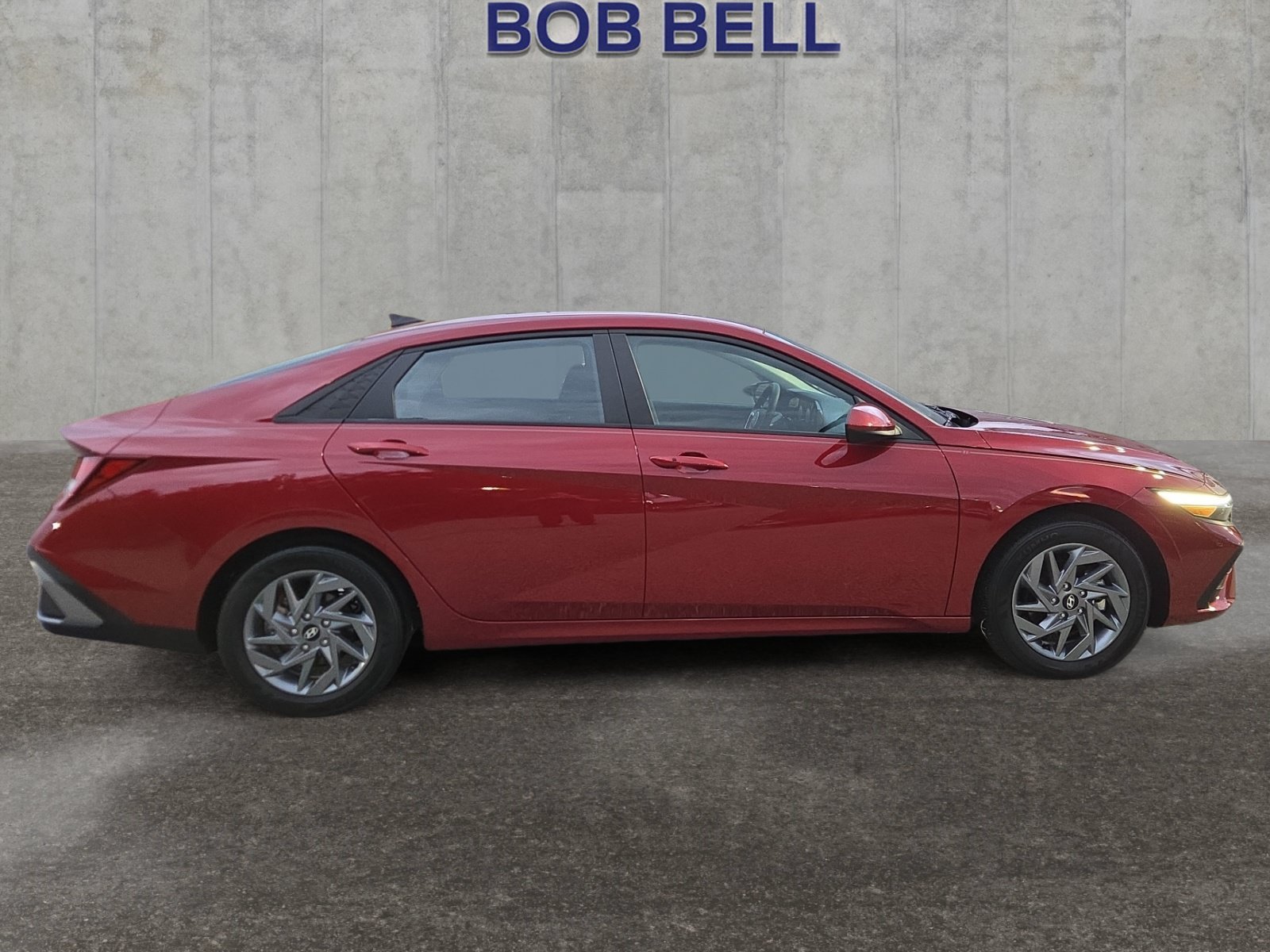 2024 Hyundai Elantra SEL - Photo 6