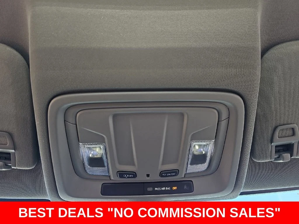 Used 2020 White Chevrolet WT image 30