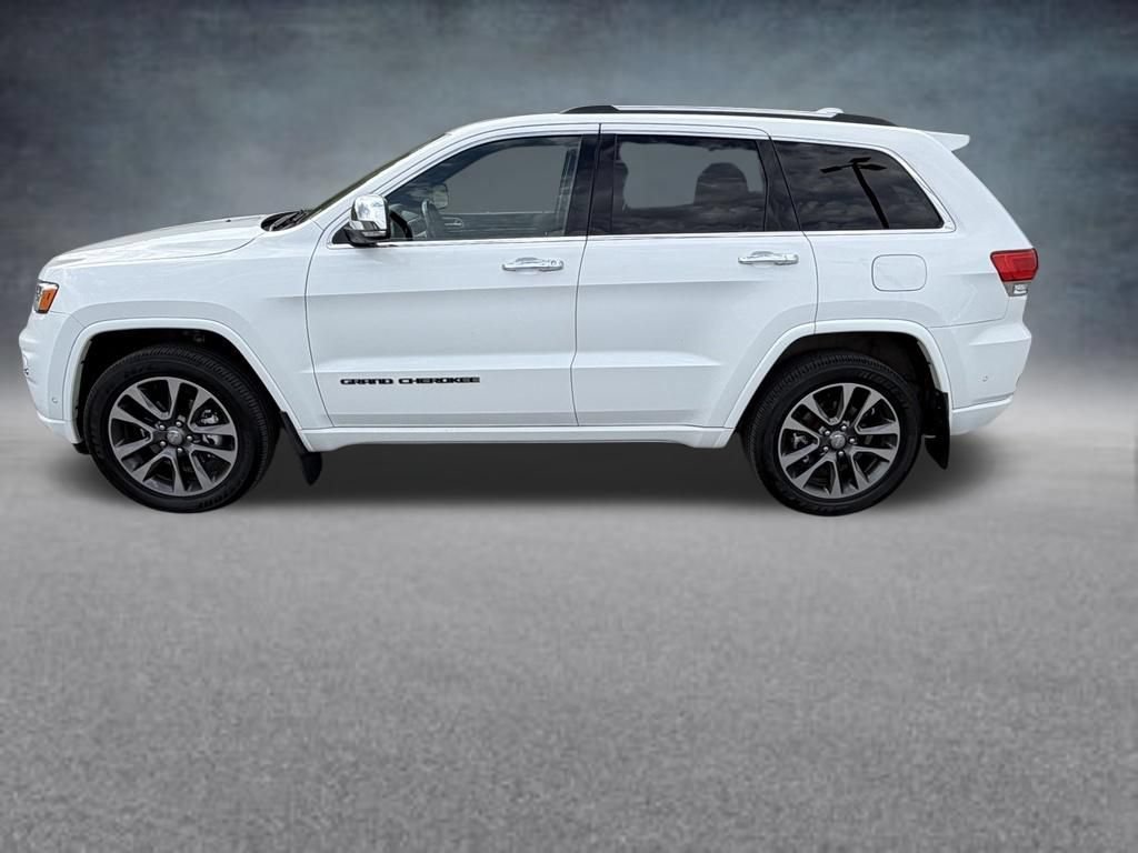 Used 2017 Bright White Clea Jeep Overland image 2
