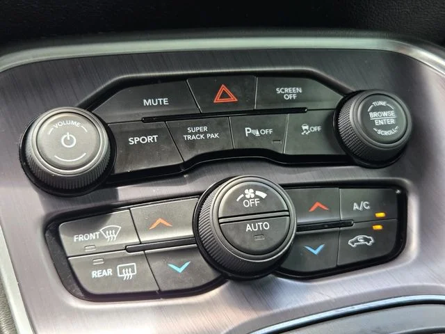 Used 2018 White Dodge R/T image 24