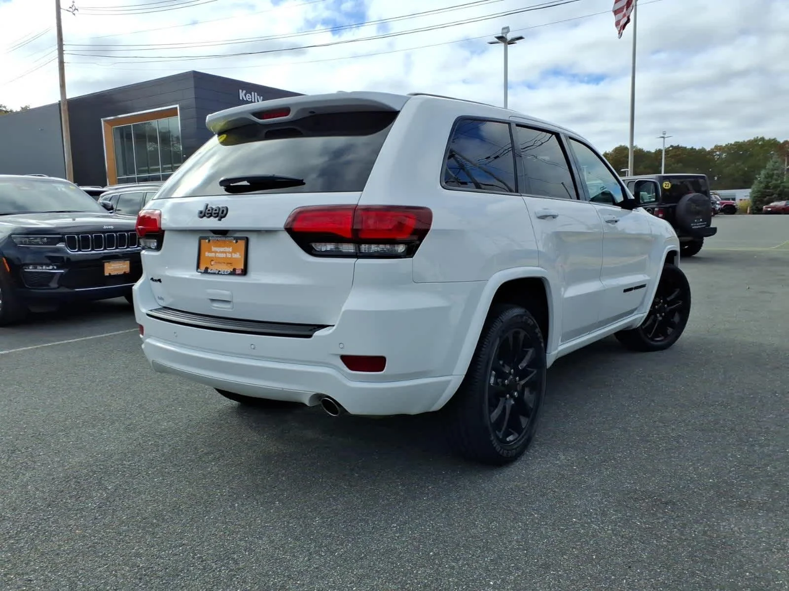 Certified Used 2021 Bright White Clearcoat Jeep Laredo X image 7
