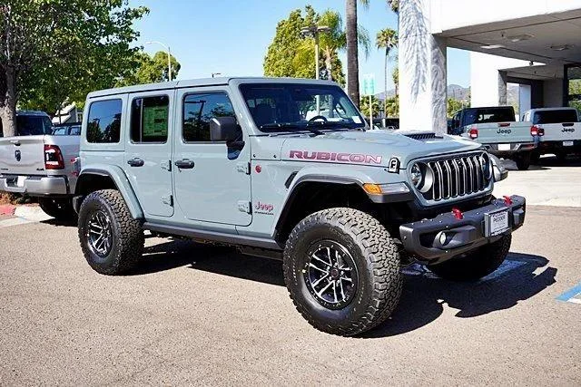 New 2026 Anvil Clear-Coat Exterior Paint Jeep Rubicon image 6